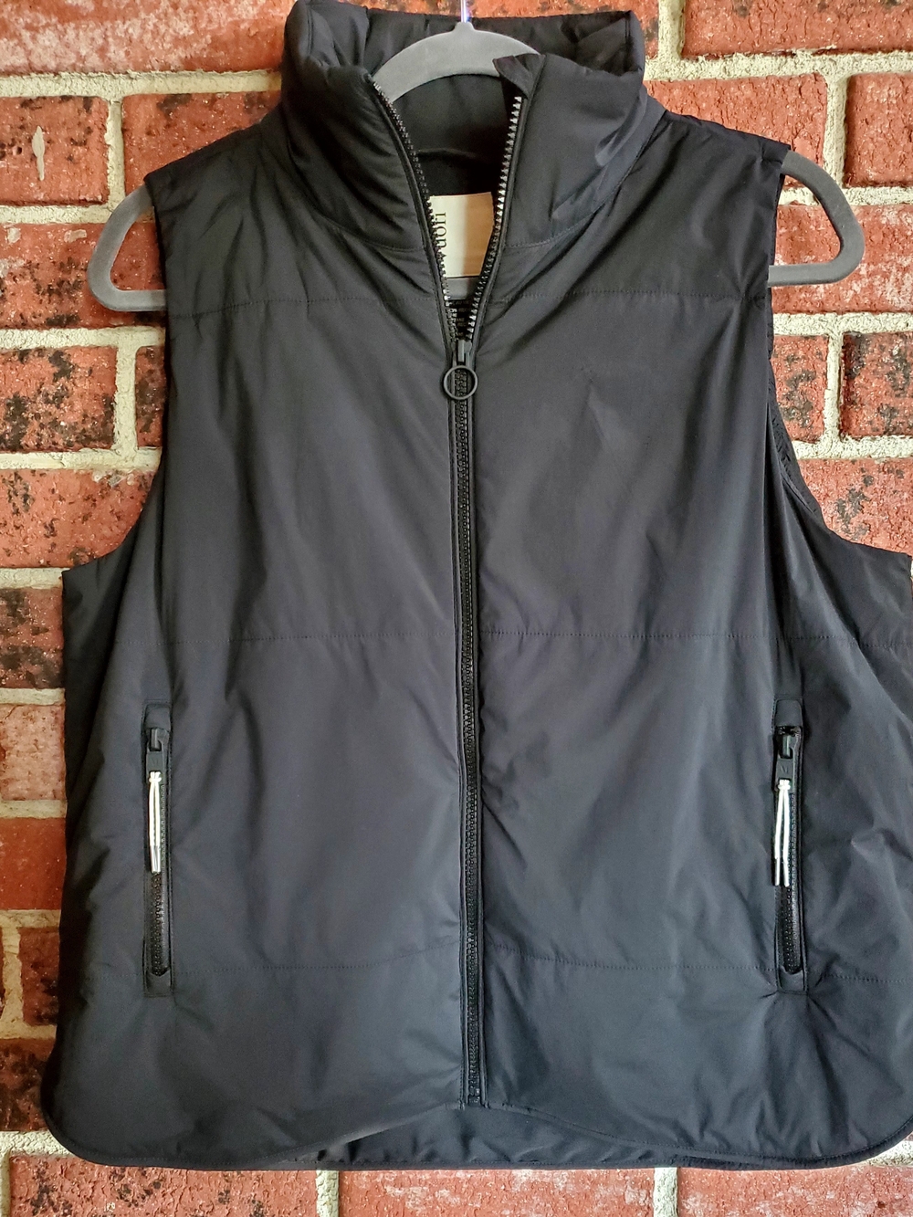 Vuori Black Canyon Insulated Vest